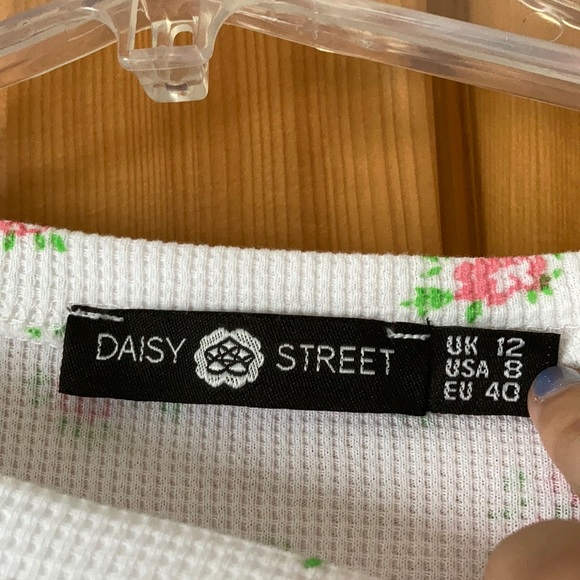 🌸ASOS Floral White Ribbed Long Sleeve - Picture 4 of 5